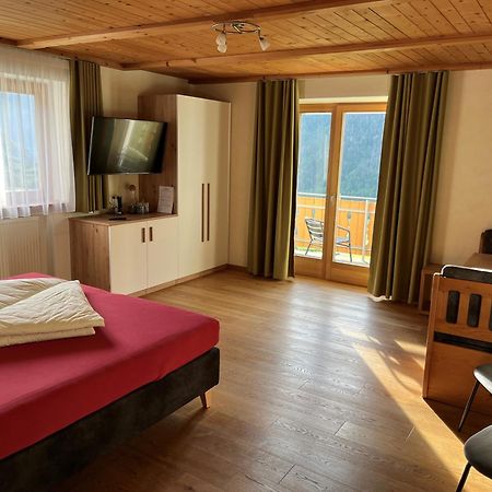 Hotel Chavalatsch Tubre Esterno foto