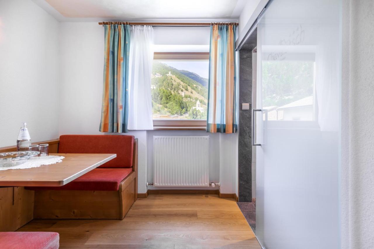 Hotel Chavalatsch Tubre Esterno foto