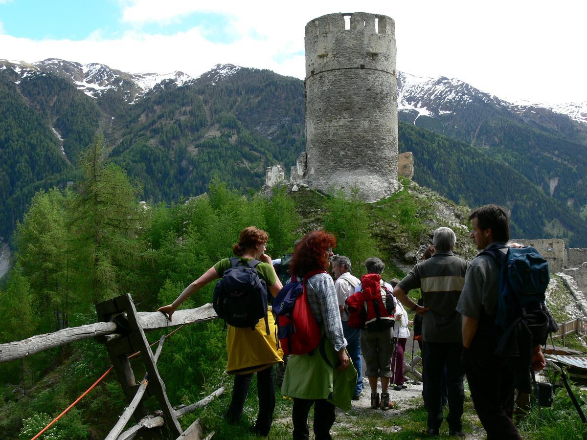 Hotel Chavalatsch Tubre Esterno foto