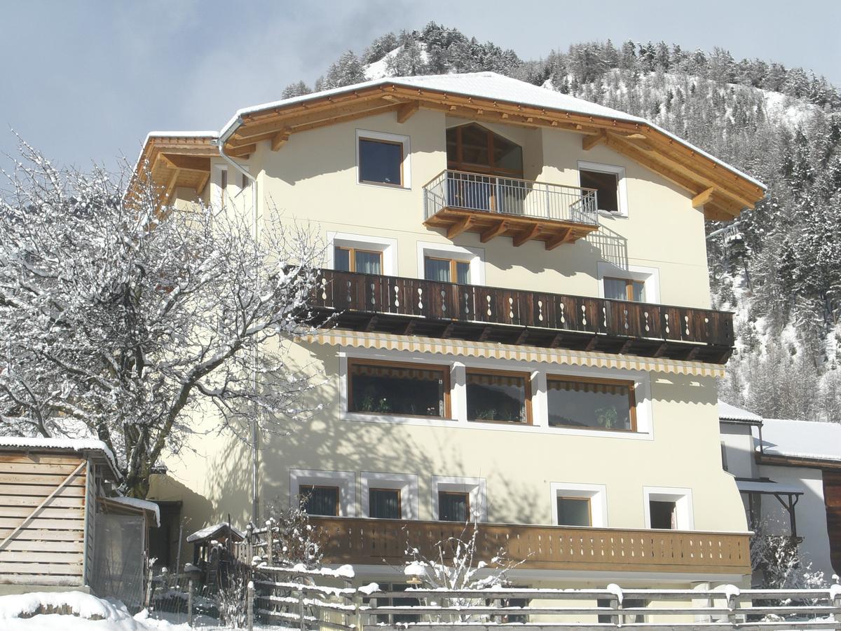 Hotel Chavalatsch Tubre Esterno foto