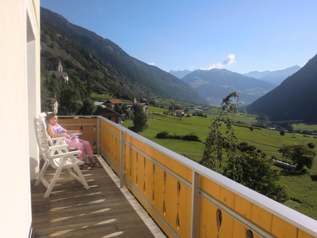 Hotel Chavalatsch Tubre Esterno foto